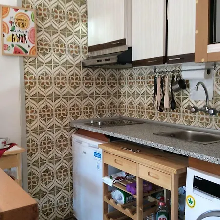 Downtown Sunny Apartment